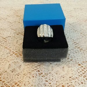 SSTEEL BOLD CRYSTAL  RING
